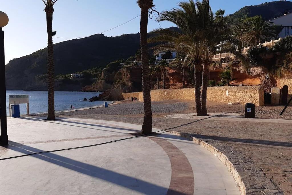 House In The Center Of Albir, 2 Min Walk From The Beach El Albir Bagian luar foto